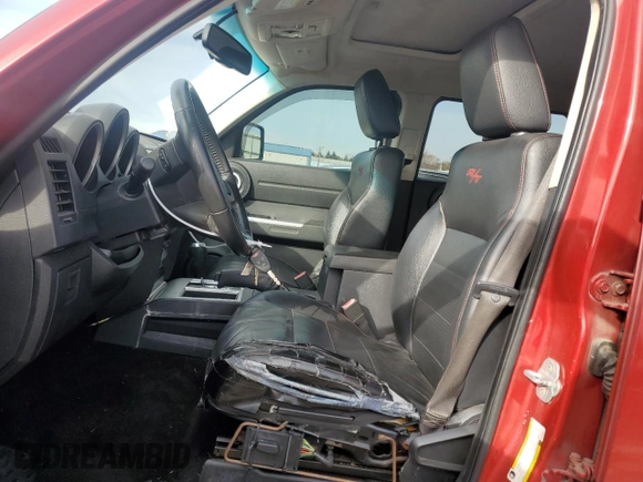 2007 Dodge Nitro R/T z VIN 1D8GT58617W724364, wystawiony jako Copart lot #82677424 z przebiegiem 209 599 mil mil oraz Szkoda całkowita • Salvage title. Historia ofert i sprzedaży dostępna na DreamBid. Obrazek 7.