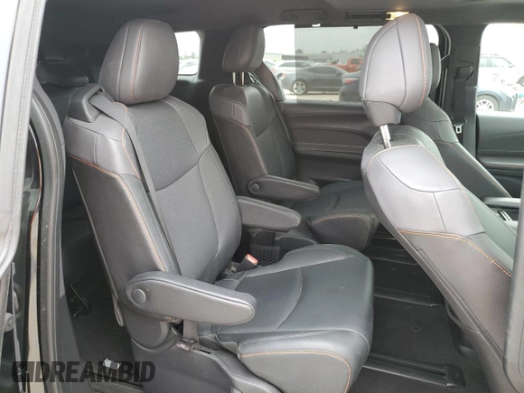 2022 Toyota Sienna XSE z VIN 5TDXRKEC8NS097343, wystawiony jako Copart lot #49737925 z przebiegiem 34 876 mil mil oraz Szkoda całkowita • Salvage title. Historia ofert i sprzedaży dostępna na DreamBid. Obrazek 11.