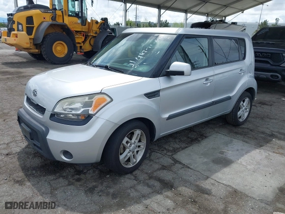 2011 Kia Soul + with VIN KNDJT2A22B7706579, listed as a IAAI auction lot 41921442 with 162,383 mi miles. Bid and sale history available at carsss.com. Image 2.