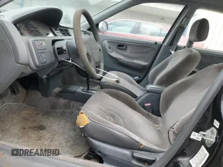1994 Honda Civic LX z VIN JHMEG8653RS014056, wystawiony jako Copart lot #67393264 z przebiegiem 171 465 mil mil oraz Nie do naprawy • Non repairable. Historia ofert i sprzedaży dostępna na DreamBid. Obrazek 7.