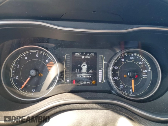 2019 Jeep Cherokee Latitude Plus with VIN 1C4PJLLB4KD316779, listed as a Copart auction lot 49505815 with 102,269 mi miles and Salvage Title. Bid and sale history available at carsss.com. Image 9.
