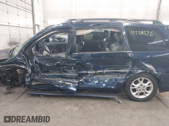 2004 Toyota Sienna XLE with VIN 5TDZA22C04S069314, listed as a IAAI auction lot 40338626 with Not Provided miles and . Bid and sale history available at carsss.com. Image 14.