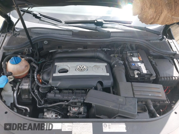 2012 Volkswagen CC Sport PZEV with VIN WVWMP7AN3CE516747, listed as a IAAI auction lot 42150237 with 125,157 mi miles. Bid and sale history available at carsss.com. Image 10.