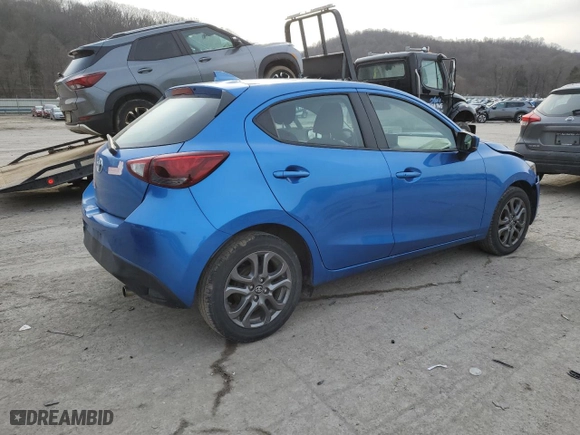 2020 Toyota Yaris Hatchback LE with VIN 3MYDLBJV5LY709288, listed as a Copart auction lot 47632805 with 55,046 mi miles and Salvage Title. Bid and sale history available at carsss.com. Image 3.