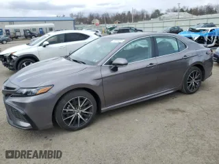2024 Toyota Camry SE with VIN 4T1G11AK3RU260878, listed as a Copart auction lot 50914465 with 11,122 mi miles and Salvage Title. Bid and sale history available at carsss.com. Image 1.