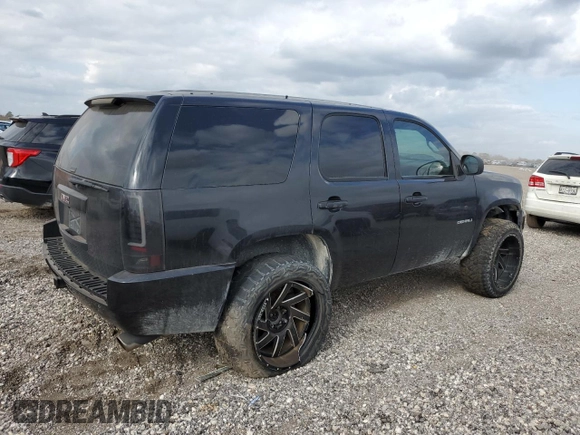2012 GMC Yukon Denali with VIN 1GKS1EEF8CR283395, listed as a Copart auction lot 44313225 with 199,555 mi miles and Salvage Title. Bid and sale history available at carsss.com. Image 3.