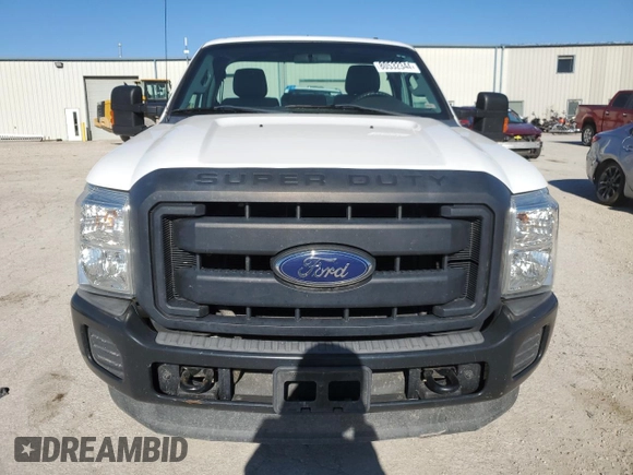 2014 Ford F-250 XL z VIN 1FTBF2B61EEB42257, wystawiony jako Copart lot #80532344 z przebiegiem 118 726 mil mil oraz Szkoda całkowita • Salvage title. Historia ofert i sprzedaży dostępna na DreamBid. Obrazek 5.