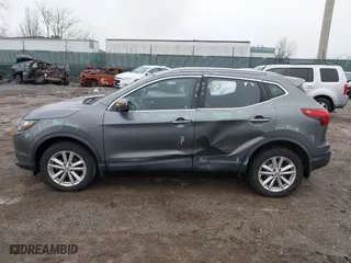 2018 Nissan Rogue Sport S with VIN JN1BJ1CR0JW290814, listed as a IAAI auction lot 41840080 with 90,018 mi miles. Bid and sale history available at carsss.com. Image 14.