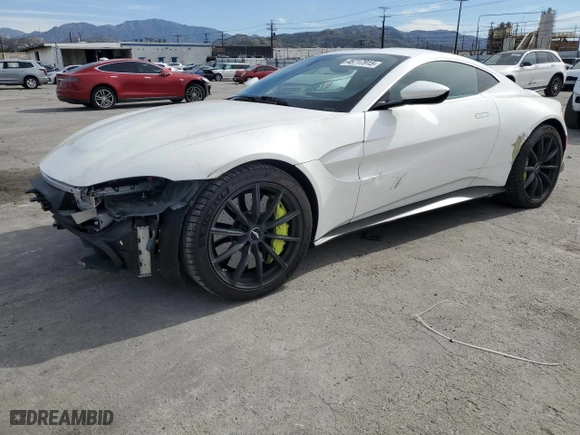 2019 Aston Martin Vantage with VIN SCFSMGAW2KGN01086, listed as a Copart auction lot 46717915 with 20,763 mi miles and Salvage Title. Bid and sale history available at carsss.com. Image 1.