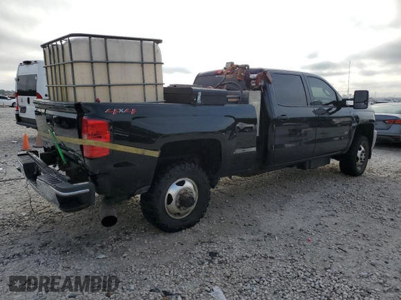 2015 Chevrolet Silverado 3500HD LT with VIN 1GC4KZC83FF122570, listed as a Copart auction lot 85655754 with 302,801 mi miles and Salvage Title. Bid and sale history available at carsss.com. Image 3.