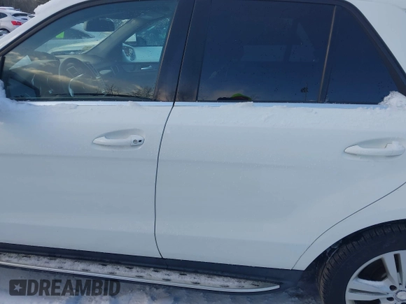 2014 Mercedes-Benz M 350 with VIN 4JGDA2EB2EA383991, listed as a IAAI auction lot 41478912 with 158,243 mi miles and . Bid and sale history available at DreamBid. Image 14.