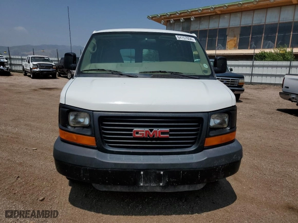 2008 GMC Savana Cargo Van with VIN 1GTGG25C881138951, listed as a Copart auction lot 64157054 with 92,218 mi miles and Salvage Title. Bid and sale history available at carsss.com. Image 5.