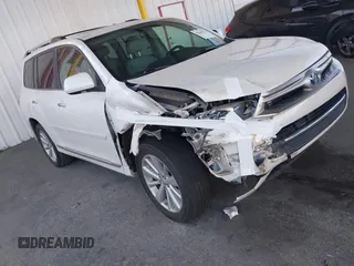 2013 Toyota Highlander Limited with VIN JTEDC3EH1D2012964, listed as a IAAI auction lot 41666516 with 231,737 mi miles and . Bid and sale history available at DreamBid. Image 1.