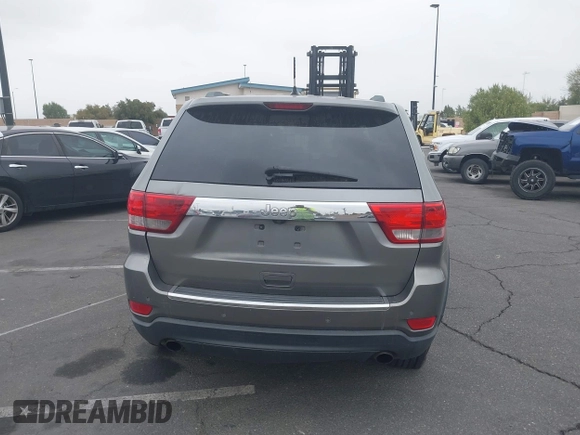 2013 Jeep Grand Cherokee Limited with VIN 1C4RJEBTXDC539433, listed as a IAAI auction lot 42046724 with 266,913 mi miles. Bid and sale history available at carsss.com. Image 16.