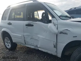 2001 Suzuki Grand Vitara with VIN JS3TE62V214154487, listed as a IAAI auction lot 41116104 with 1 mi miles. Bid and sale history available at carsss.com. Image 18.