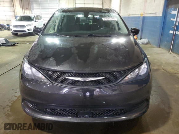 2022 Chrysler Voyager LX z VIN 2C4RC1CG5NR219031, wystawiony jako Copart lot #51882285 z przebiegiem 67 316 mil mil oraz Nie do naprawy • Non repairable. Historia ofert i sprzedaży dostępna na DreamBid. Obrazek 5.