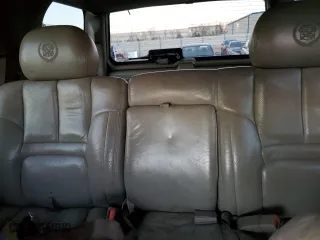 2000 Cadillac Escalade with VIN 1GYEK63R9YR169562, listed as a Copart auction lot 41809505 with 227,693 mi miles and Non Repairable. Bid and sale history available at carsss.com. Image 10.