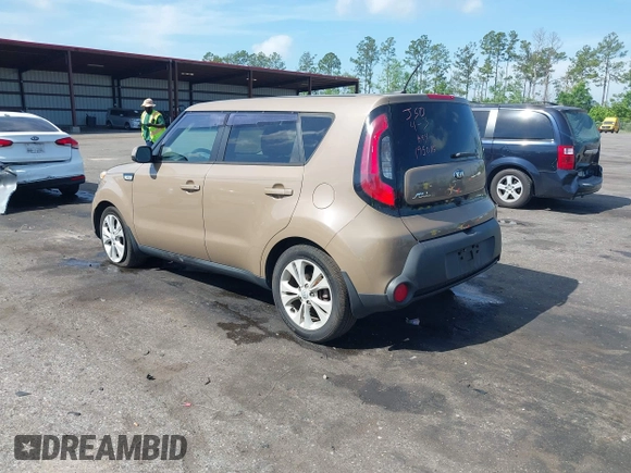 2015 Kia Soul + with VIN KNDJP3A53F7195085, listed as a IAAI auction lot 41962140 with 160,578 mi miles. Bid and sale history available at carsss.com. Image 3.