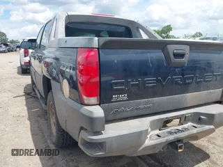 2006 Chevrolet Avalanche Z71 with VIN 3GNEK12Z26G110481, listed as a IAAI auction lot 42634921 with 158,505 mi miles and . Bid and sale history available at DreamBid. Image 3.