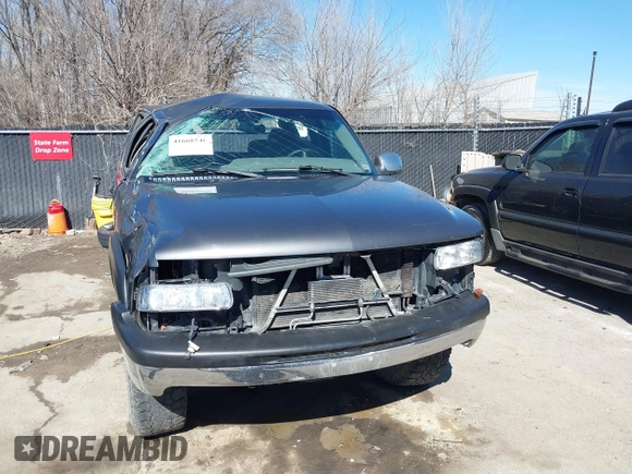 2000 Chevrolet Silverado 1500 LT with VIN 1GCEK19T8YE339669, listed as a IAAI auction lot 41668546 with 205,226 mi miles and . Bid and sale history available at DreamBid. Image 6.
