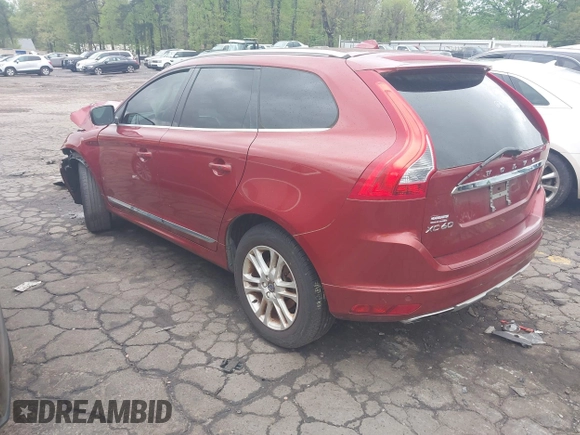 2016 Volvo XC60 T5 Drive-E Premier with VIN YV440MDK9G2907703, listed as a IAAI auction lot 41961756 with 62,644 mi miles. Bid and sale history available at carsss.com. Image 3.