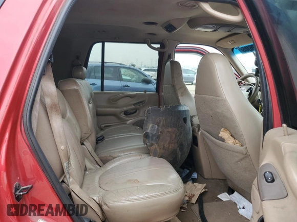 1997 Ford Expedition XLT с VIN 1FMFU18L2VLC09020, выставлен на аукционе Copart как лот 60626185 с пробегом 225 929 миль миль и Списание • Salvage title. История ставок и продаж доступна на DreamBid. Изображение 10.
