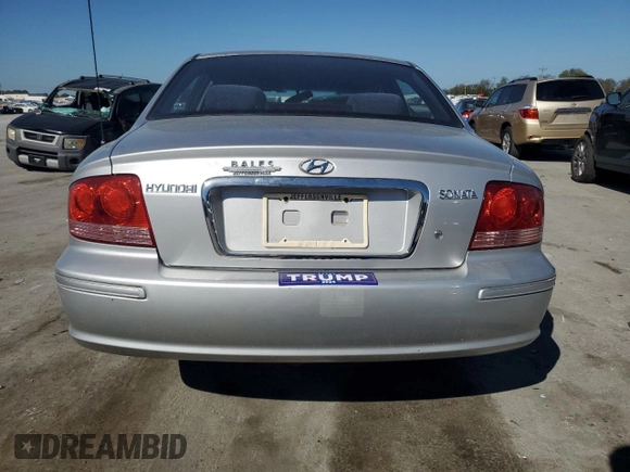 2005 Hyundai Sonata GL with VIN KMHWF25S95A112386, listed as a Copart auction lot 75680044 with 61,721 mi miles and Salvage Title. Bid and sale history available at carsss.com. Image 6.