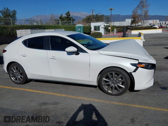 2020 Mazda Mazda3 Hatchback with VIN JM1BPALM8L1155418, listed as a IAAI auction lot 41285148 with 42,781 mi miles. Bid and sale history available at carsss.com. Image 13.