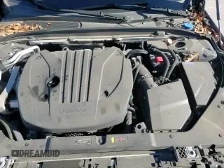 2022 Volvo S60 Momentum z VIN 7JRL12TZ1NG175700, wystawiony jako Copart lot #49826865 z przebiegiem 46 213 mil mil oraz Czysty tytuł • Clean title. Historia ofert i sprzedaży dostępna na DreamBid. Obrazek 13.