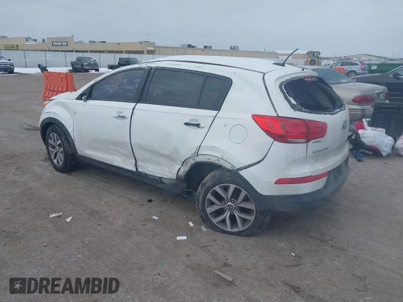 2016 Kia Sportage LX with VIN KNDPB3AC1G7880663, listed as a IAAI auction lot 41382751 with 146,098 mi miles. Bid and sale history available at carsss.com. Image 3.