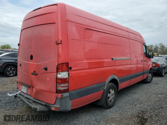 2012 Freightliner Sprinter с VIN WDYPE8CC4C5614713, выставлен на аукционе Copart как лот 53429985 с пробегом 259 800 миль миль и Списание • Salvage title. История ставок и продаж доступна на DreamBid. Изображение 3.