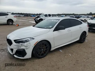 2021 BMW 2 Series M235i xDrive z VIN WBA13AL0XM7G45314, wystawiony jako Copart lot #88531655 z przebiegiem 56 767 mil mil oraz Czysty tytuł • Clean title. Historia ofert i sprzedaży dostępna na DreamBid. Obrazek 1.