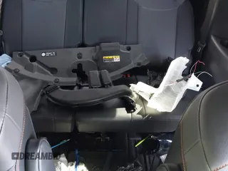 2024 Toyota Sienna XSE z VIN 5TDXSKFC4RS145137, wystawiony jako IAAI lot #41750659 z przebiegiem 17 606 mil mil oraz . Historia ofert i sprzedaży dostępna na DreamBid. Obrazek 12.