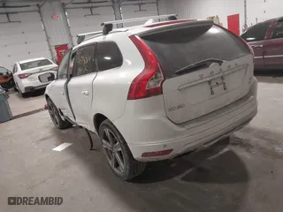 2017 Volvo XC60 Dynamic with VIN YV449MRR8H2107388, listed as a IAAI auction lot 41398884 with 81,927 mi miles. Bid and sale history available at carsss.com. Image 3.