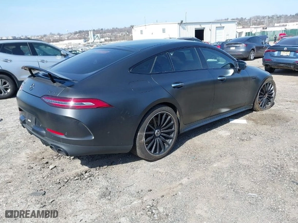 2022 Mercedes-Benz AMG GT with VIN W1K7X6BB1NA047928, listed as a IAAI auction lot 41800058 with NaN miles. Bid and sale history available at carsss.com. Image 4.