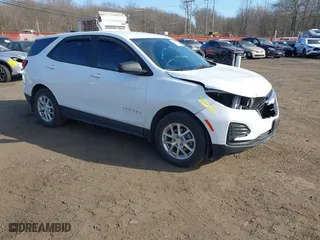 2022 Chevrolet Equinox LS with VIN 3GNAXSEV6NS219973, listed as a IAAI auction lot 41646434 with 22,266 mi miles. Bid and sale history available at carsss.com. Image 1.
