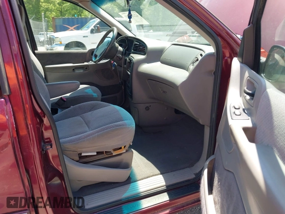1999 Ford Windstar SE с VIN 2FMZA5247XBC00153, выставлен на аукционе IAAI как лот 42212740 с пробегом 133 130 миль миль и . История ставок и продаж доступна на DreamBid. Изображение 5.
