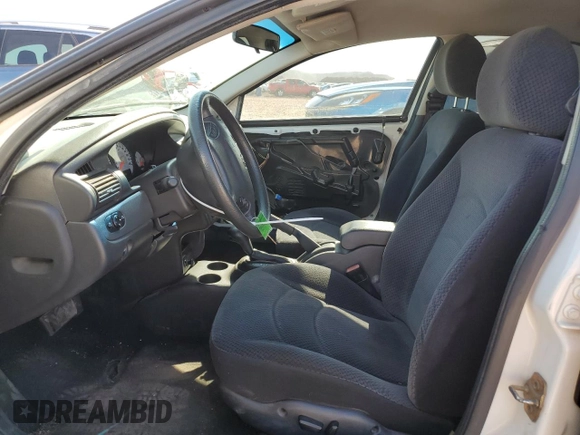 2005 Dodge Stratus SXT z VIN 1B3EL46XX5N601131, wystawiony jako Copart lot #52781045 z przebiegiem 129 089 mil mil oraz Szkoda całkowita • Salvage title. Historia ofert i sprzedaży dostępna na DreamBid. Obrazek 7.