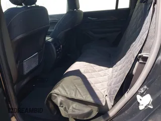 2024 Jeep Grand Cherokee Laredo z VIN 1C4RJHAGXRC252560, wystawiony jako IAAI lot #42071868 z przebiegiem 11 991 mil mil oraz . Historia ofert i sprzedaży dostępna na DreamBid. Obrazek 8.