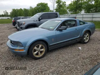 2008 Ford Mustang Deluxe z VIN 1ZVHT80N185117313, wystawiony jako Copart lot #58190045 z przebiegiem 168 101 mil mil oraz Czysty tytuł • Clean title. Historia ofert i sprzedaży dostępna na DreamBid. Obrazek 1.