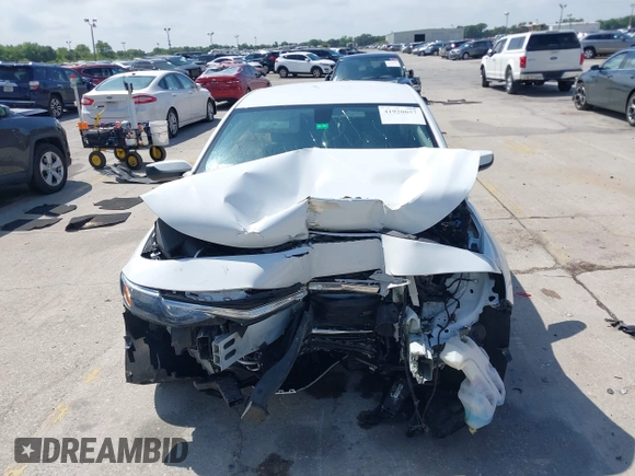 2020 Chevrolet Malibu LT with VIN 1G1ZD5ST9LF076407, listed as a IAAI auction lot 41920057 with Not Provided miles and . Bid and sale history available at DreamBid. Image 13.