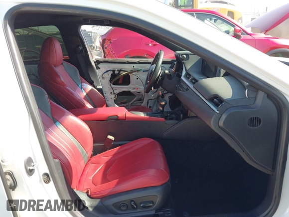 2019 Lexus ES 350 with VIN 58ABZ1B1XKU043349, listed as a IAAI auction lot 42272317 with 90,182 mi miles and . Bid and sale history available at DreamBid. Image 5.