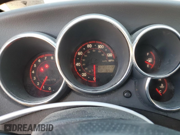 2006 Pontiac Vibe with VIN 5Y2SL65866Z440441, listed as a Copart auction lot 76901424 with 211,022 mi miles and Salvage Title. Bid and sale history available at DreamBid. Image 9.