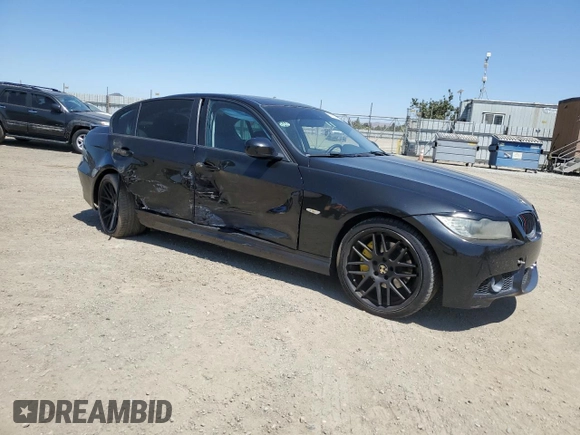 2011 BMW 3 Series 328i z VIN WBAPH5C58BA444037, wystawiony jako Copart lot #62957135 z przebiegiem 107 591 mil mil oraz Szkoda całkowita • Salvage title. Historia ofert i sprzedaży dostępna na DreamBid. Obrazek 4.