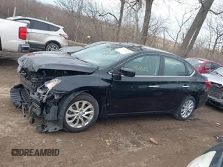 2019 Nissan Sentra SV z VIN 3N1AB7AP9KY389431, wystawiony jako IAAI lot #41652025 z przebiegiem 81 241 mil mil oraz . Historia ofert i sprzedaży dostępna na DreamBid. Obrazek 15.