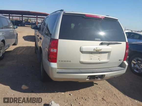 2008 Chevrolet Tahoe 3LT with VIN 1GNFC13038R145292, listed as a IAAI auction lot 42542523 with 220,224 mi miles and . Bid and sale history available at DreamBid. Image 3.