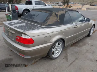 2005 BMW 3 Series 325Ci with VIN WBABW33415PL36114, listed as a IAAI auction lot 41494702 with 188,456 mi miles and . Bid and sale history available at carsss.com. Image 4.