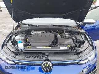 2024 Volkswagen Golf z VIN WVWFB7CD0RW141589, wystawiony jako IAAI lot #41407136 z przebiegiem 3 532 mil mil oraz . Historia ofert i sprzedaży dostępna na DreamBid. Obrazek 10.