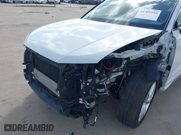 2020 Audi Q3 S line Premium Plus with VIN WA1EECF38L1089030, listed as a IAAI auction lot 41701530 with 28,283 mi miles and . Bid and sale history available at DreamBid. Image 6.