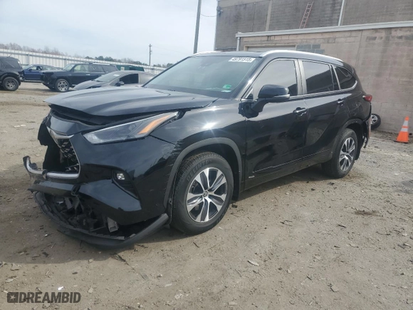 2023 Toyota Highlander Hybrid XLE with VIN 5TDKBRCH7PS577253, listed as a Copart auction lot 49791515 with 95,144 mi miles and Salvage Title. Bid and sale history available at carsss.com. Image 1.